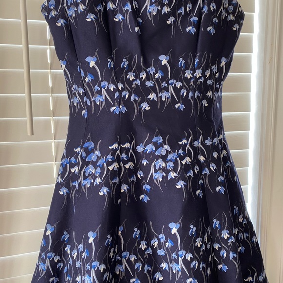 Original Vera Wang Gown - Picture 3 of 4